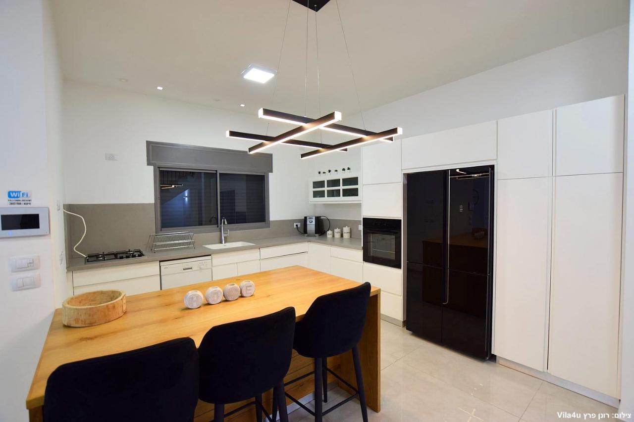 Villa אמה וילה ריזורט Hadera Exterior foto