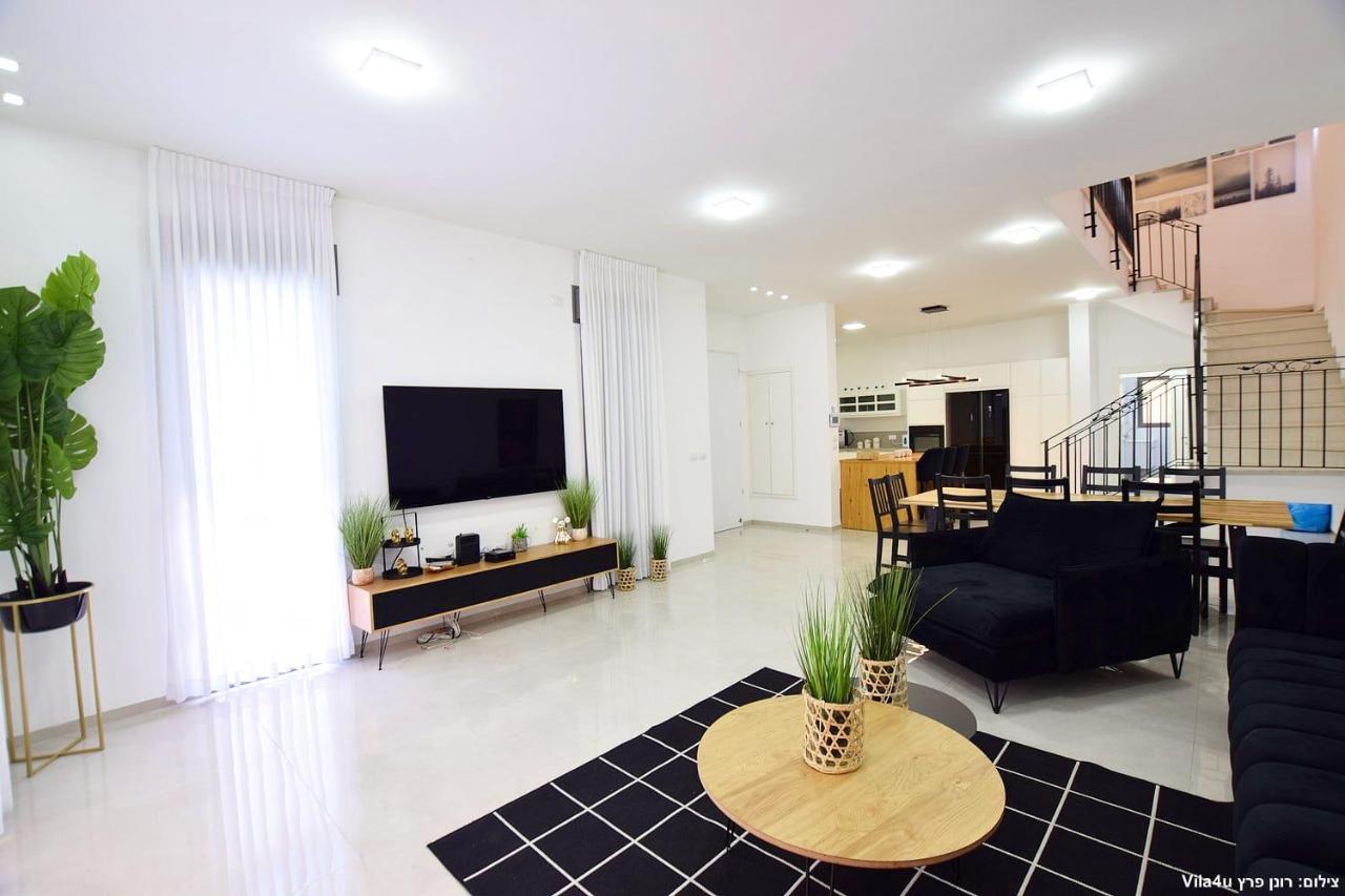 Villa אמה וילה ריזורט Hadera Exterior foto